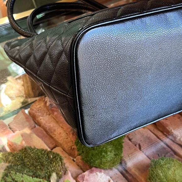 CHANEL Medallion Quilted Caviar Leather Tote Bag - Picture 14 of 14
